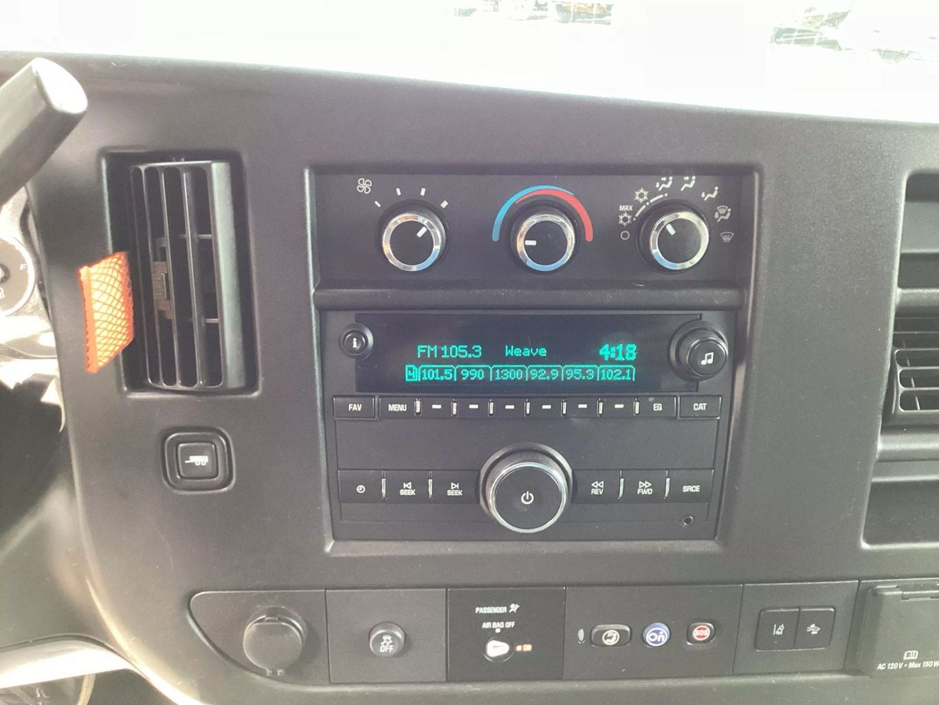 2019 Chevrolet Express 2500 Cargo - Image 16