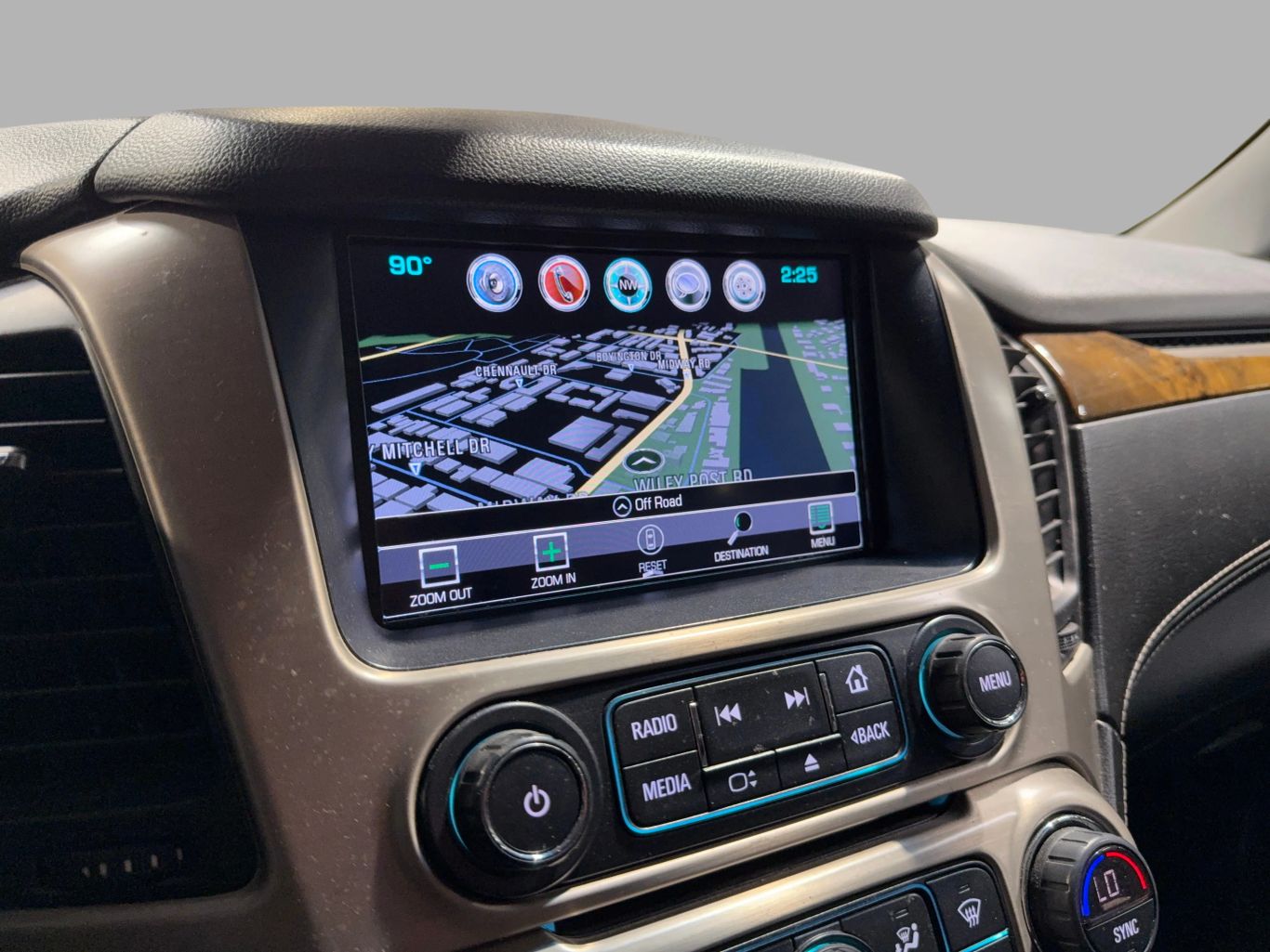 2017 GMC YUKON SUV V8, ECOTEC3, 6.2 LITER DENALI SPORT UTILITY 4D