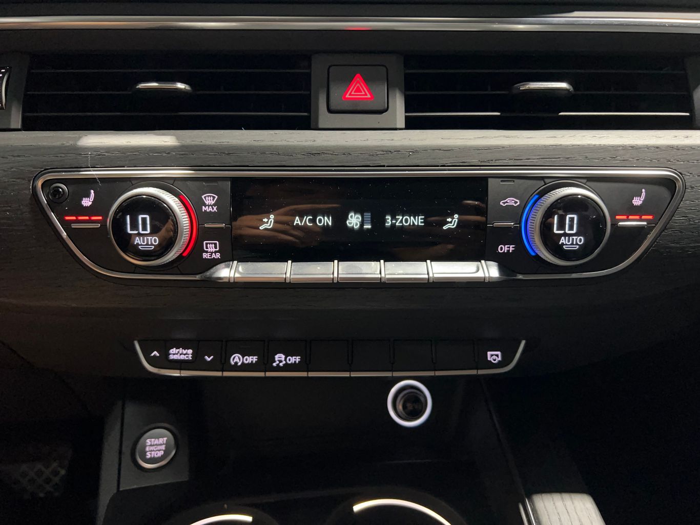 2017 AUDI A4 SEDAN 4-CYL, TURBO, 2.0 LITER ULTRA PREMIUM SEDAN 4D