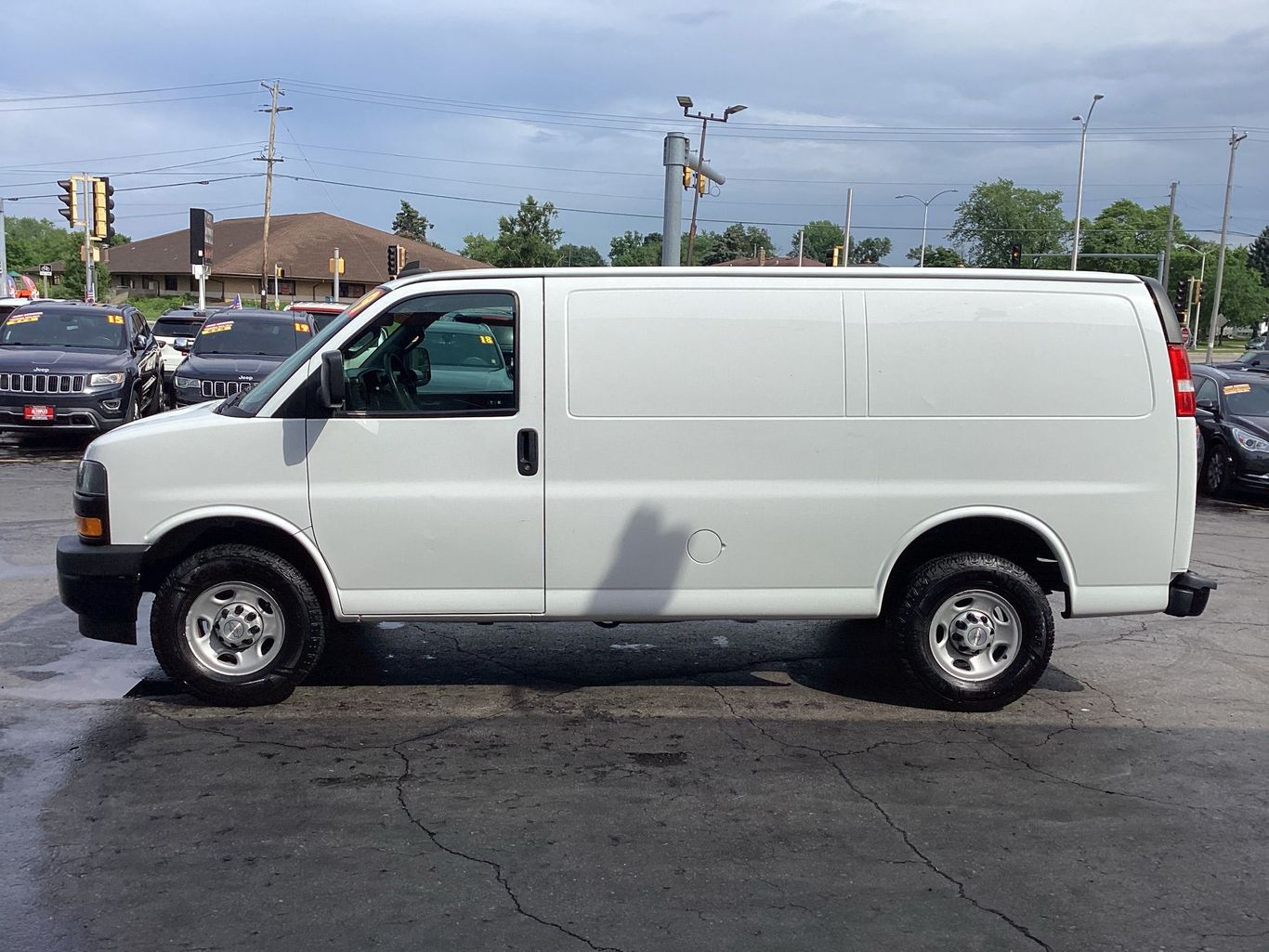 2019 Chevrolet Express 2500 Cargo - Image 7