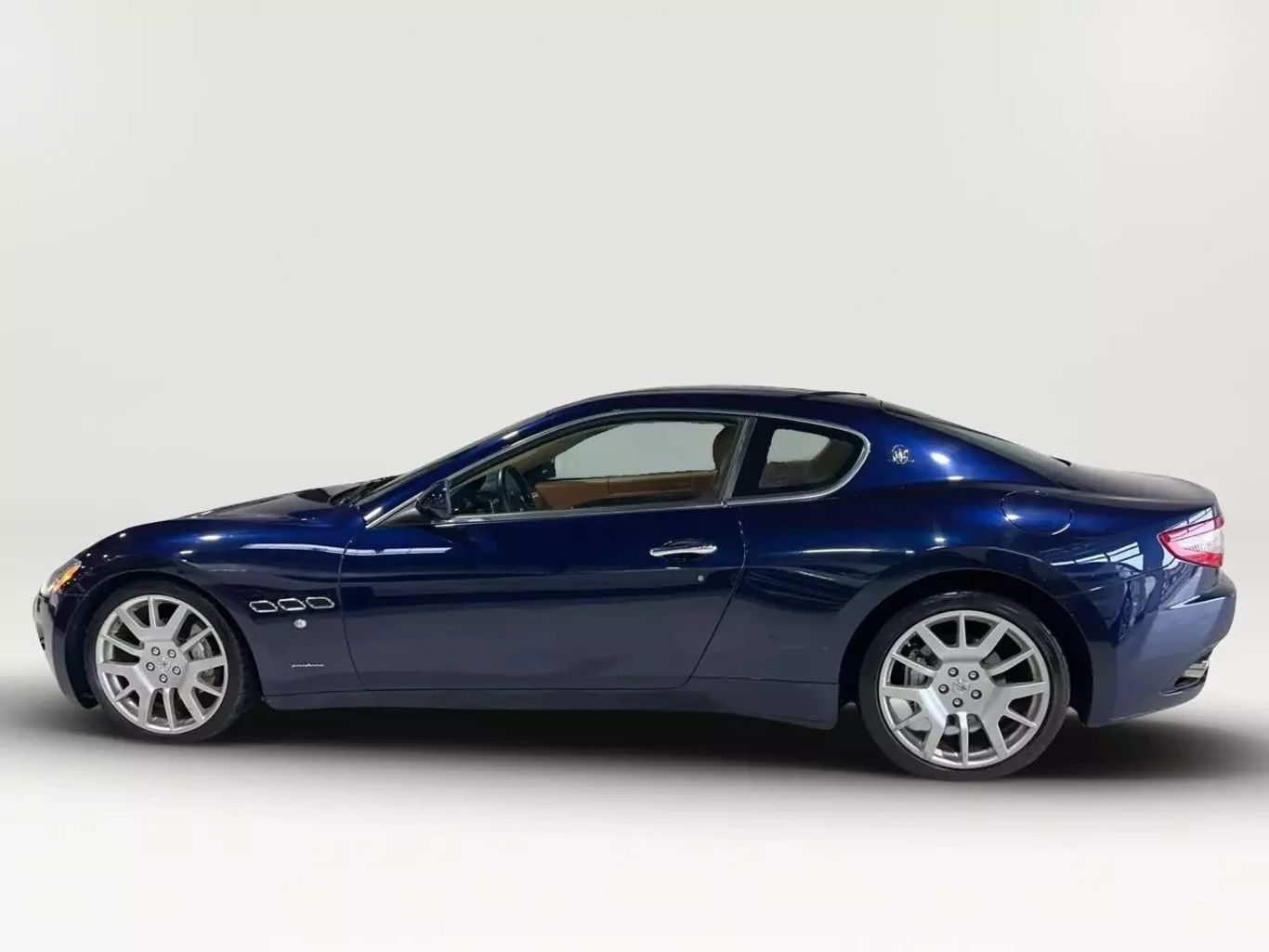 2008 MASERATI GRANTURISMO COUPE V8, 4.2 LITER COUPE 2D