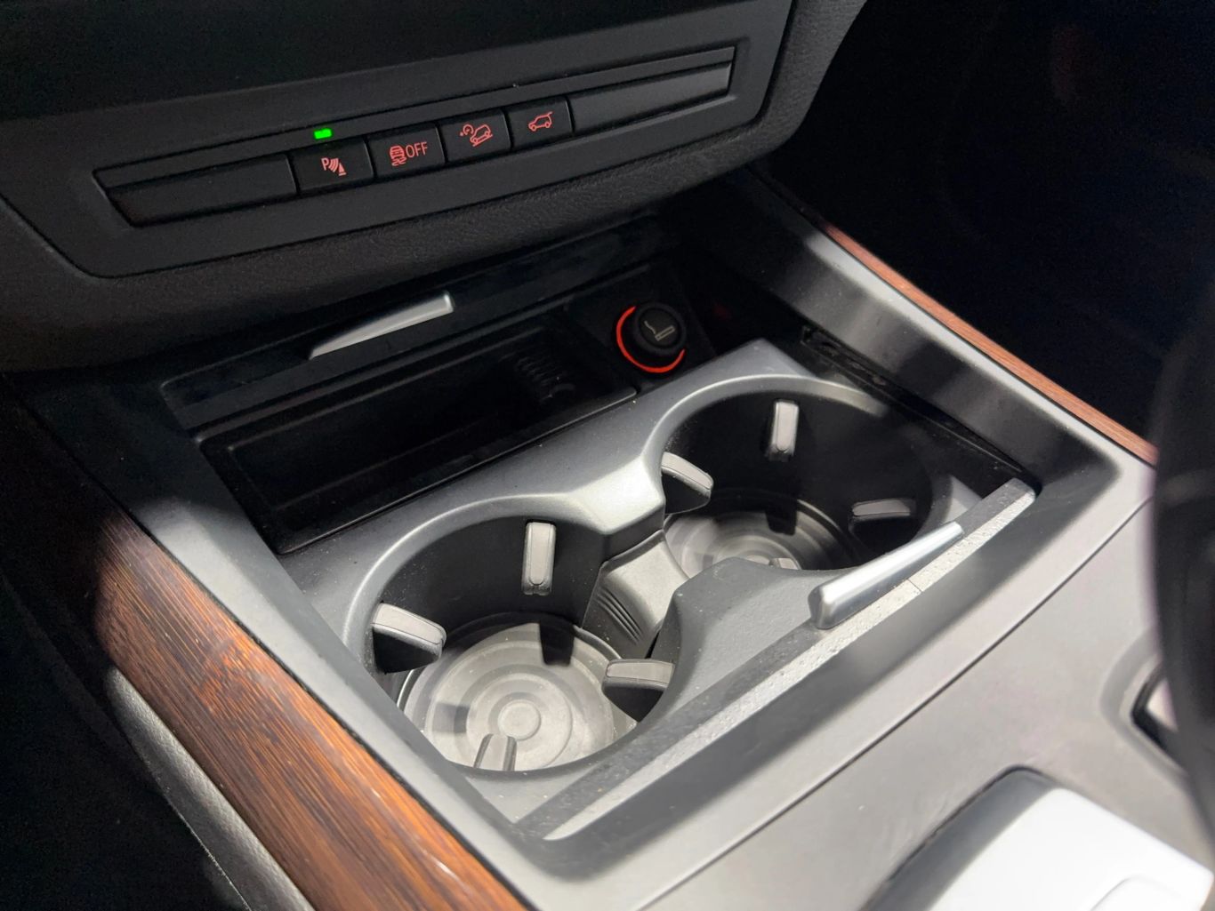 2010 BMW X5 SUV 6-CYL, 3.0 LITER XDRIVE30I SPORT UTILITY 4D