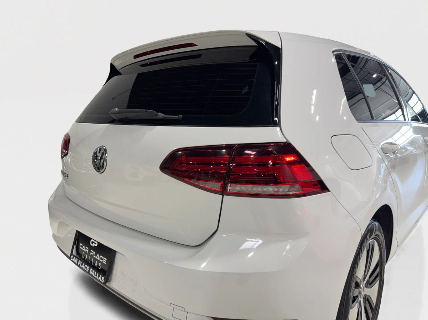 2019 VOLKSWAGEN E-GOLF HATCHBACK ELECTRIC MOTOR, 100 KW SE HATCHBACK SEDAN 4D