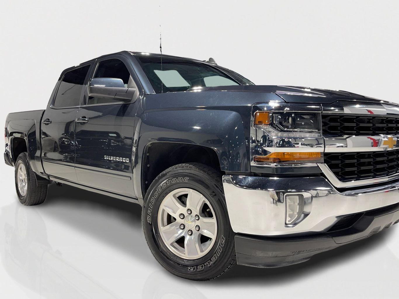 2017 CHEVROLET SILVERADO 1500 CREW CAB PICKUP V6, ECOTEC3, 4.3L LT PICKUP 4D 5 3/4 FT