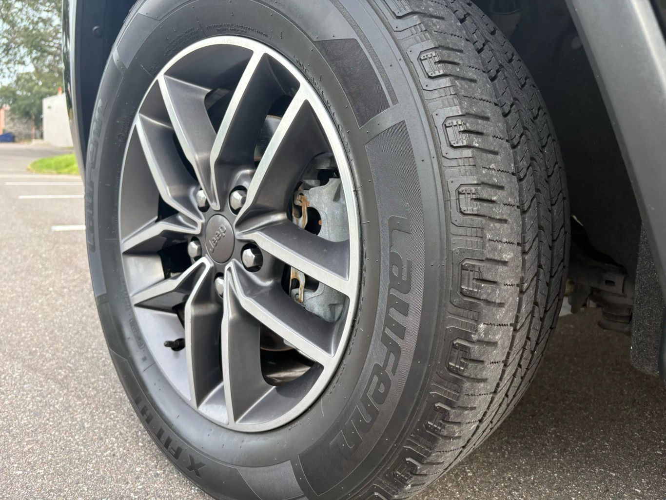 2019 JEEP GRAND CHEROKEE SUV V6, VVT, 3.6 LITER LIMITED SPORT UTILITY 4D - Tampa Motor Cars
