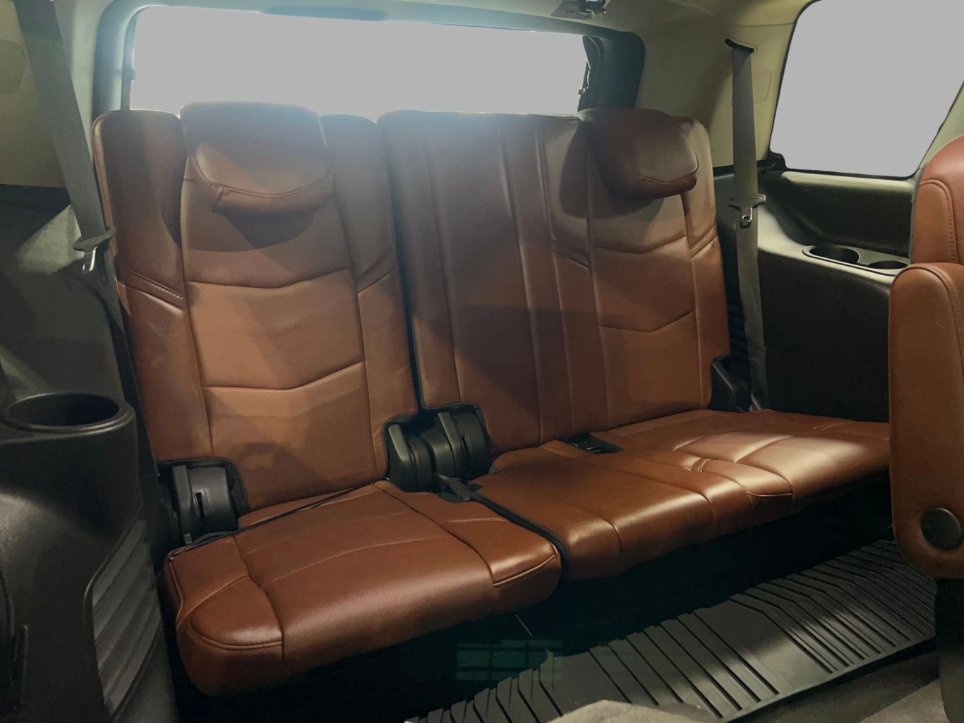 2020 CADILLAC ESCALADE SUV V8, 6.2 LITER LUXURY SPORT UTILITY 4D