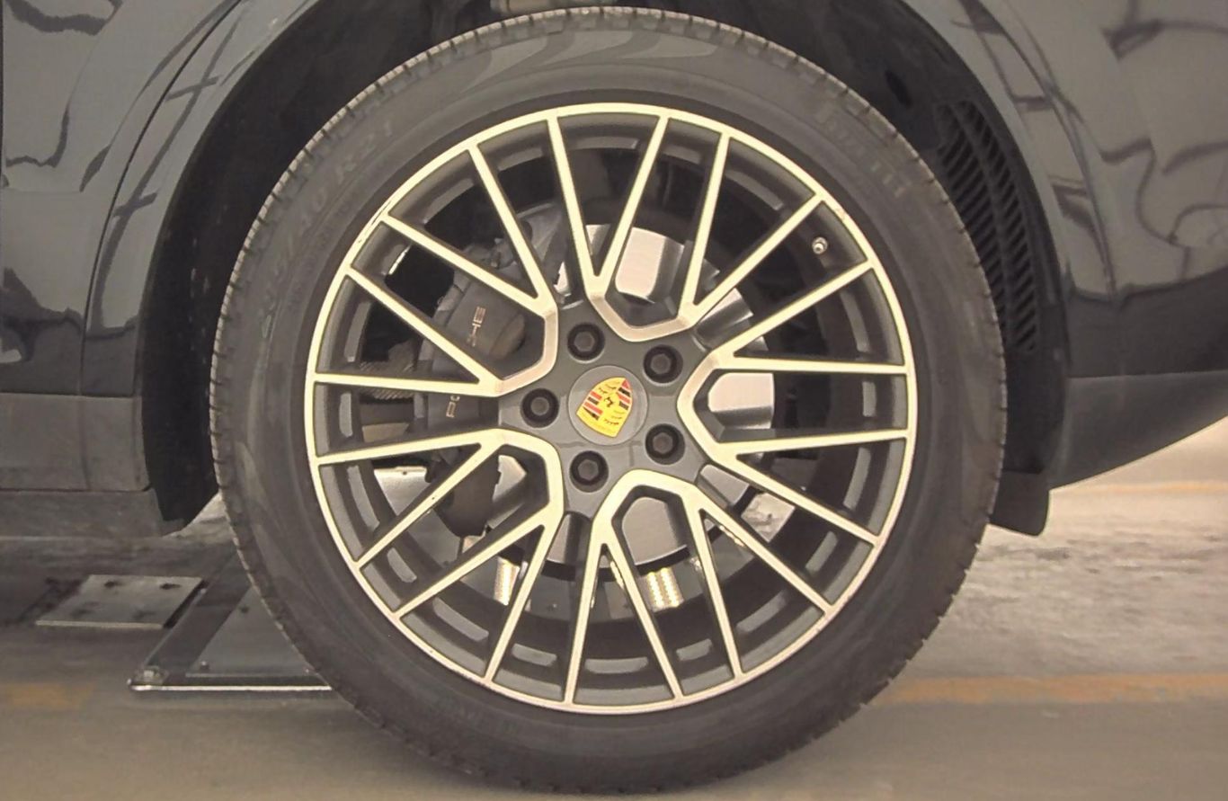 2019 PORSCHE CAYENNE SUV V6, TURBO, 3.0 LITER SPORT UTILITY 4D