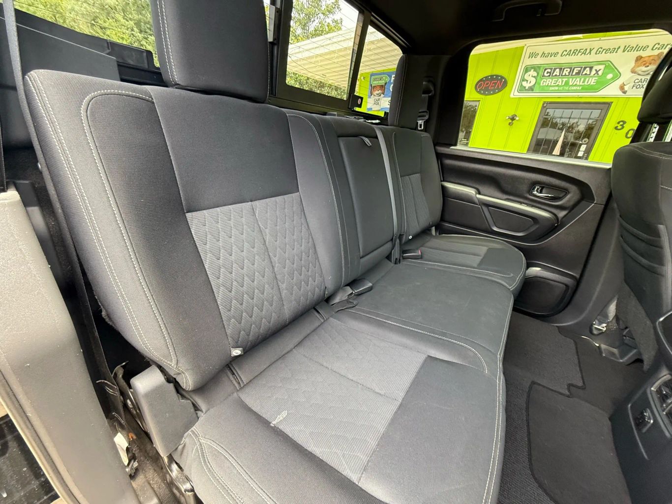 2018 NISSAN TITAN CREW CAB PICKUP V8, 5.6 LITER SV PICKUP 4D 5 1/2 FT