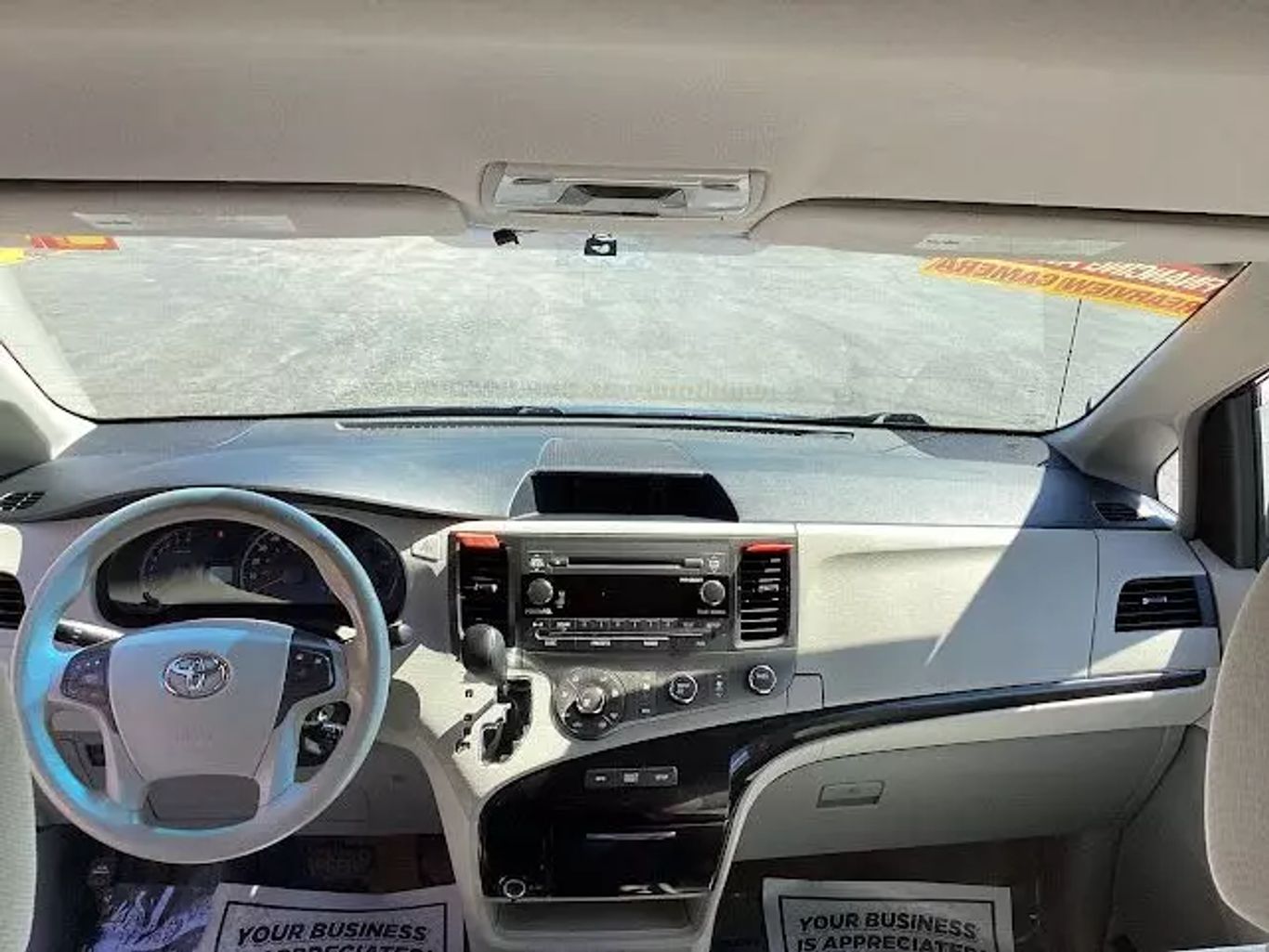 2012 Toyota Sienna - Image 14