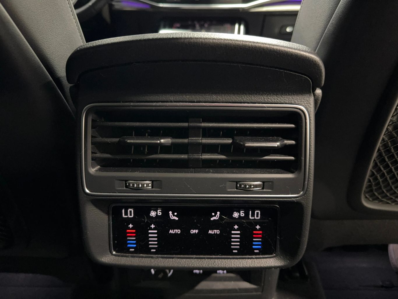 2020 AUDI Q8 SUV V6, TURBO, 3.0 LITER 55 TFSI PREMIUM PLUS SPORT UTILITY 4D