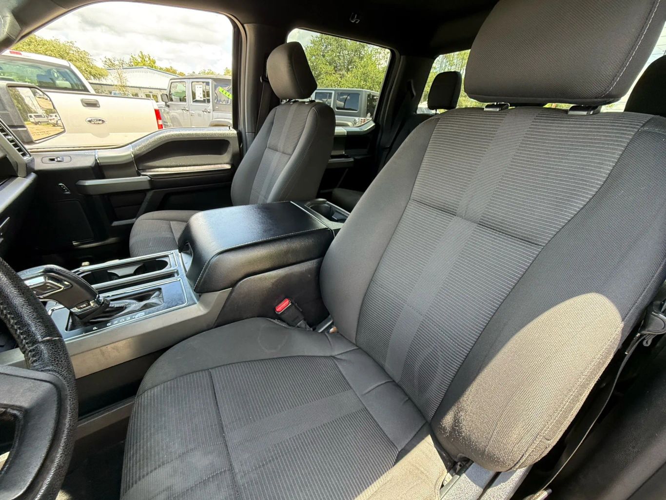 2016 FORD F150 SUPERCREW CAB PICKUP V6, ECOBOOST, TT, 2.7L XLT PICKUP 4D 5 1/2 FT