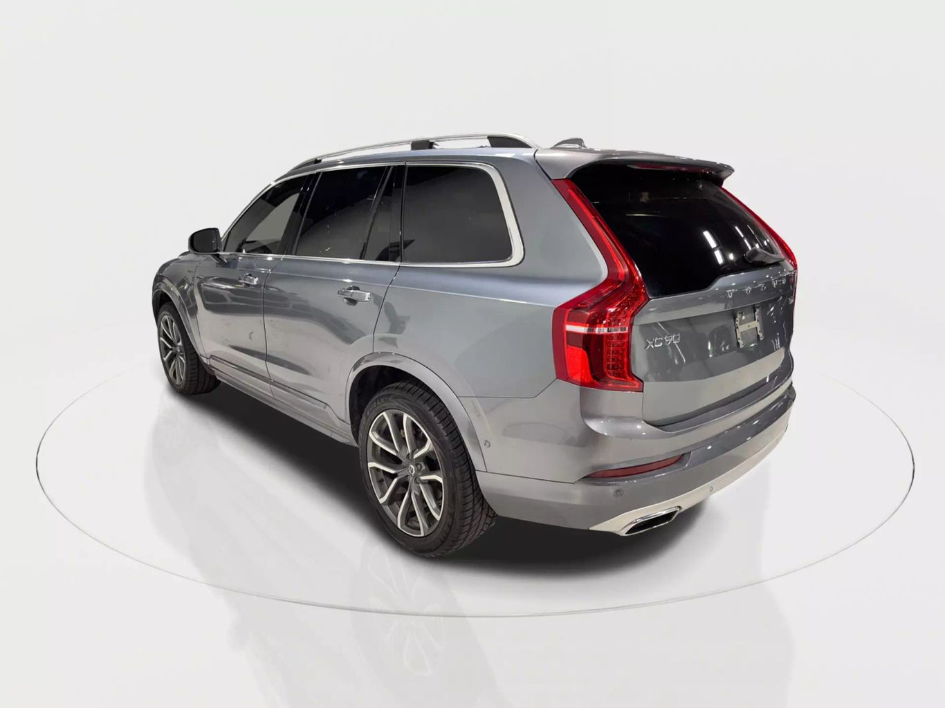 2018 VOLVO XC90 SUV 4-CYL, DRIVE-E, TURBO, SUPERCHARGED, 2.0 LITER T6 MOMENTUM SPORT UTILITY 4D