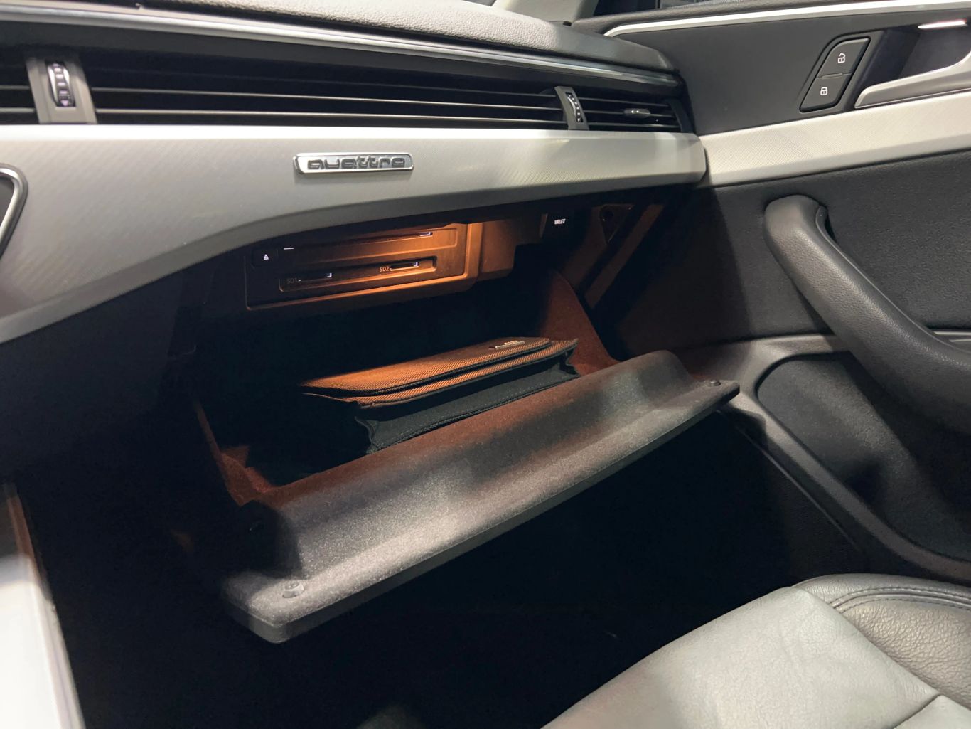 2017 AUDI A4 SEDAN 4-CYL, TURBO, 2.0 LITER PREMIUM SEDAN 4D