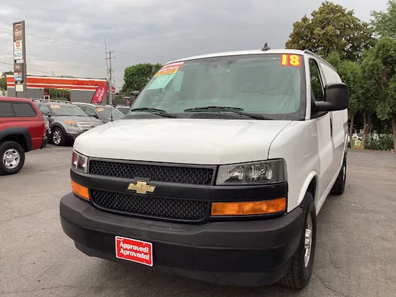 2018 Chevrolet Express 2500 Cargo - Image 5