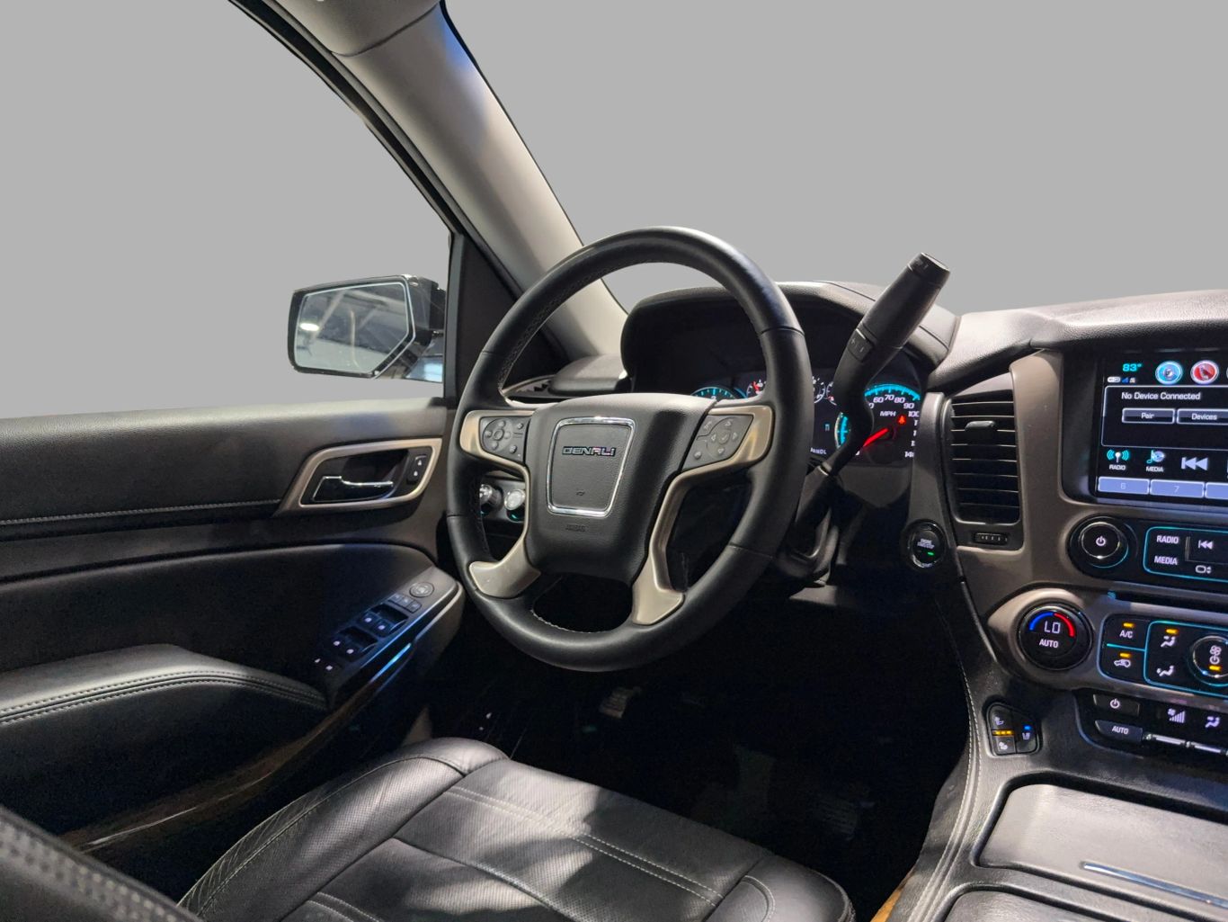 2017 GMC YUKON XL SUV V8, ECOTEC3, 6.2 LITER DENALI SPORT UTILITY 4D