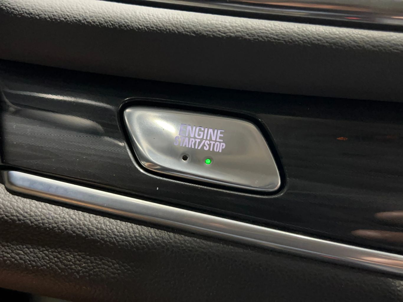2021 BUICK ENCLAVE SUV V6, 3.6 LITER PREMIUM SPORT UTILITY 4D