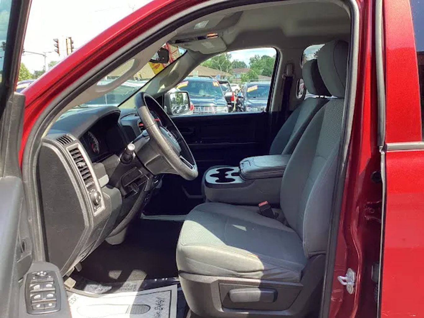 2015 Ram 1500 Quad Cab - Image 10
