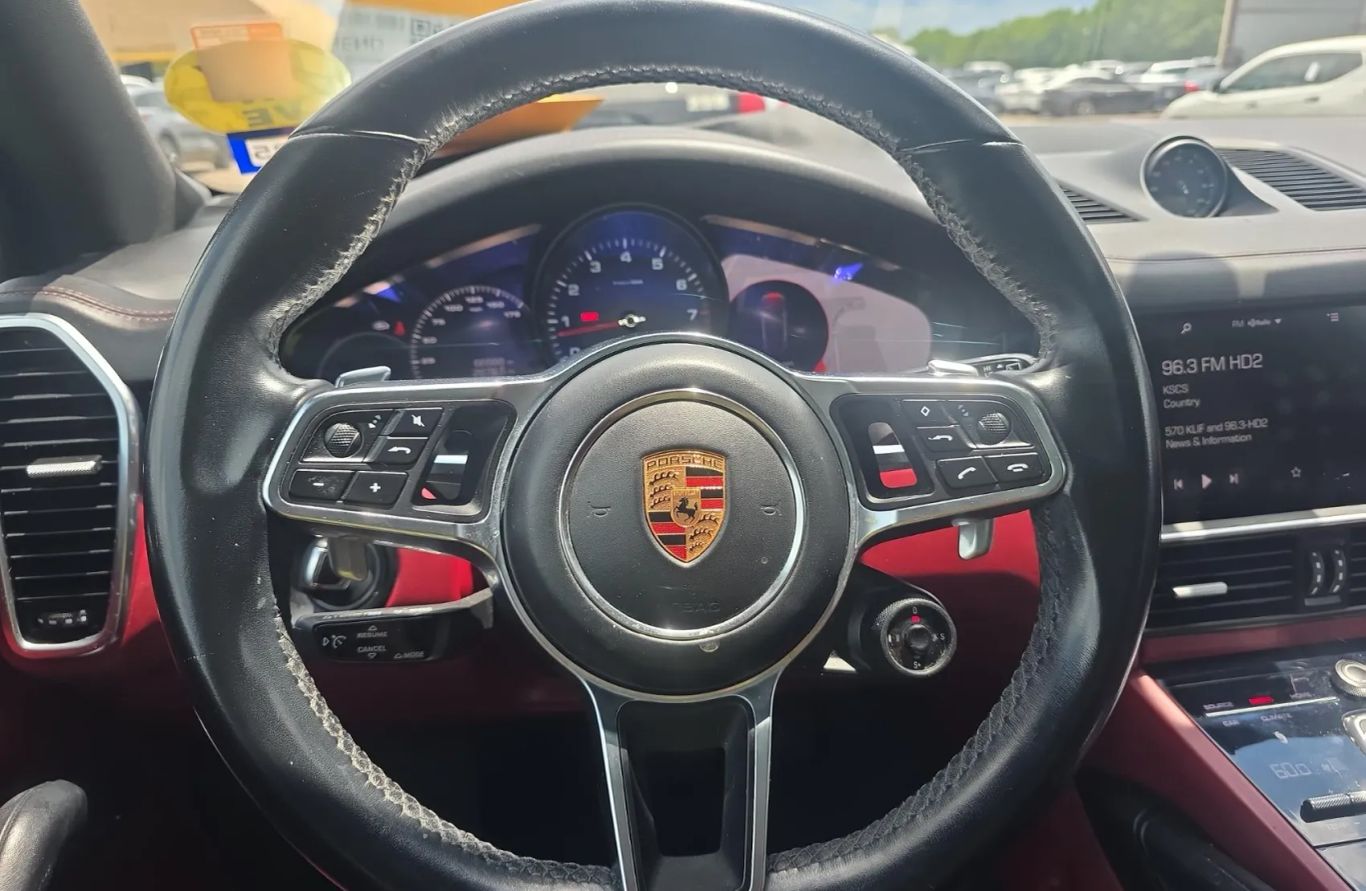 2019 PORSCHE CAYENNE SUV V6, TURBO, 3.0 LITER SPORT UTILITY 4D