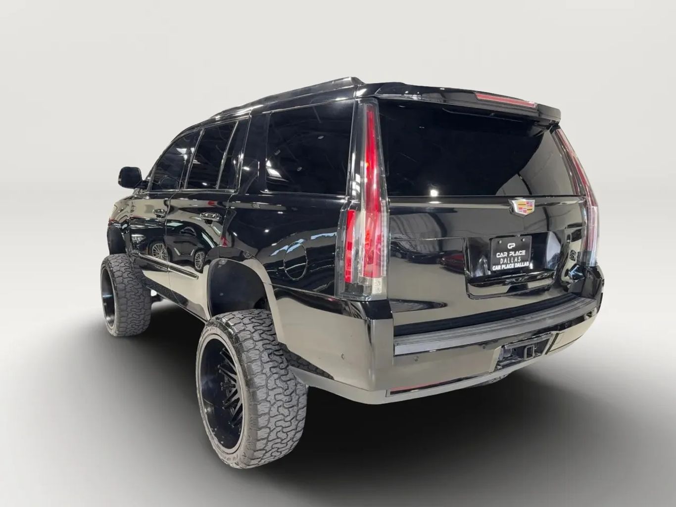 2018 CADILLAC ESCALADE SUV V8, 6.2 LITER SPORT UTILITY 4D