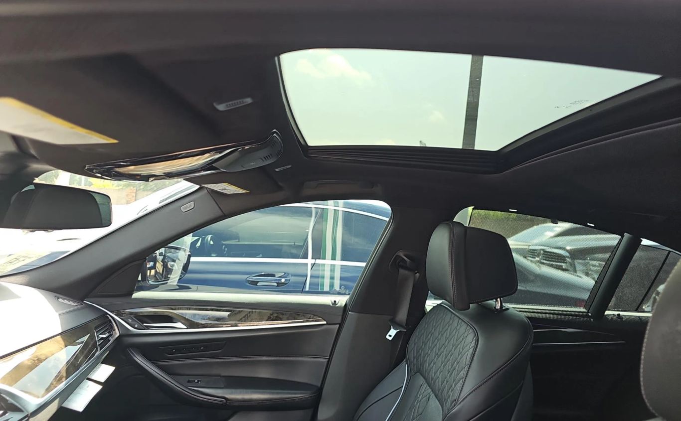 2018 BMW 5 SERIES SEDAN 6-CYL, TURBO, 3.0 LITER 540I SEDAN 4D