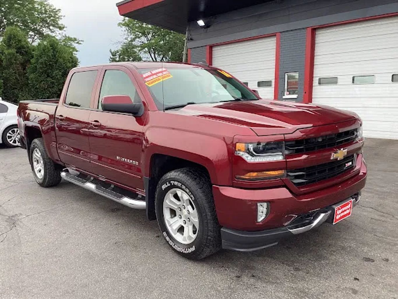 2016 Chevrolet Silverado 1500 Crew Cab - Image 2