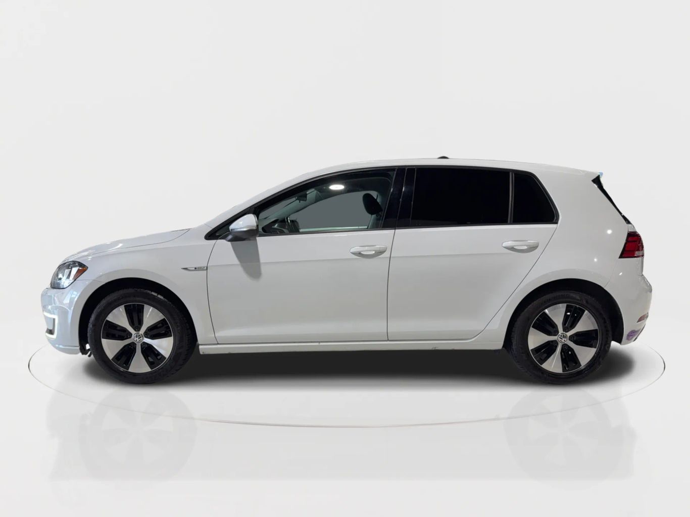 2019 VOLKSWAGEN E-GOLF HATCHBACK ELECTRIC MOTOR, 100 KW SE HATCHBACK SEDAN 4D