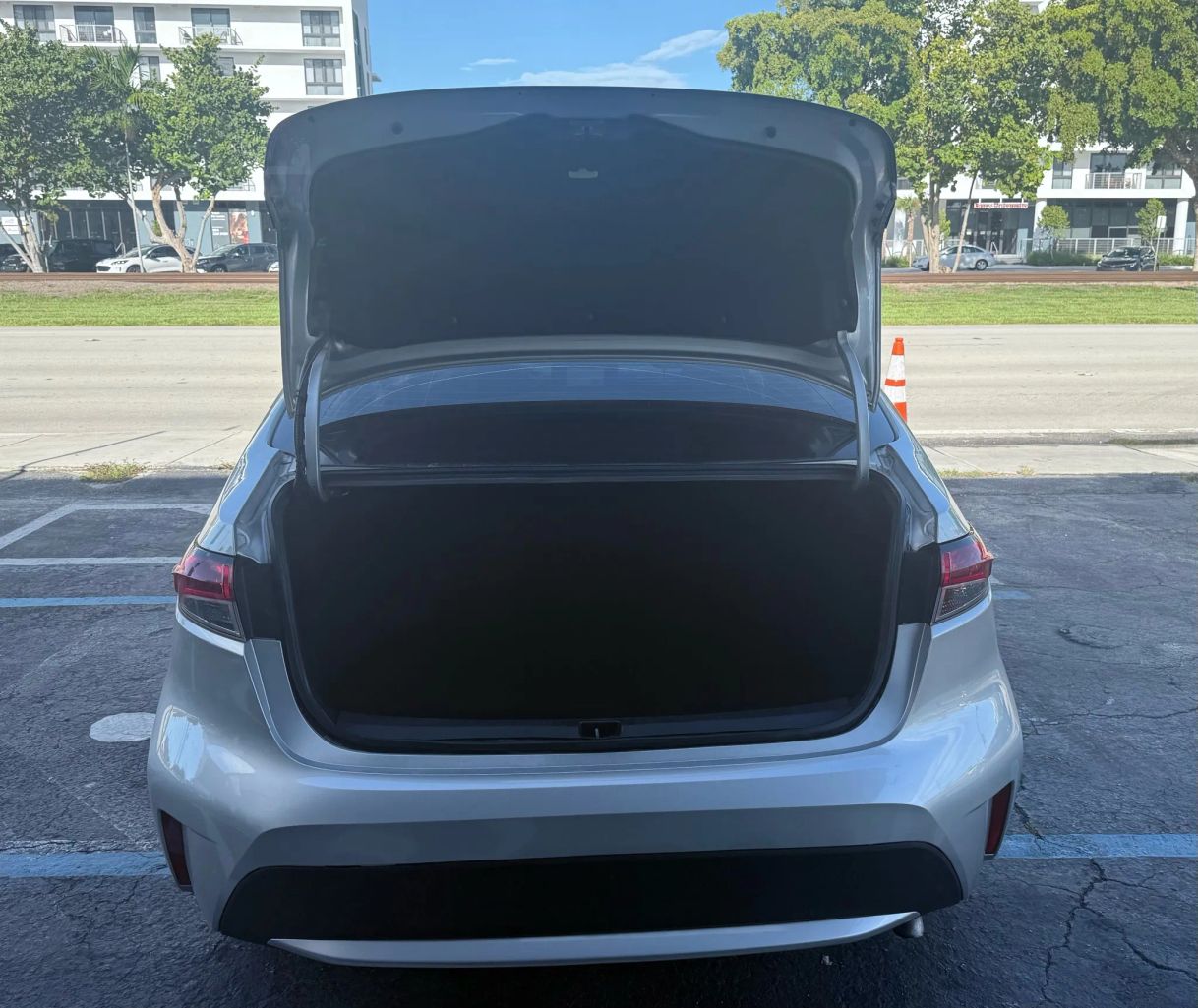 2020 TOYOTA COROLLA SEDAN 4-CYL, 1.8 LITER L SEDAN 4D
