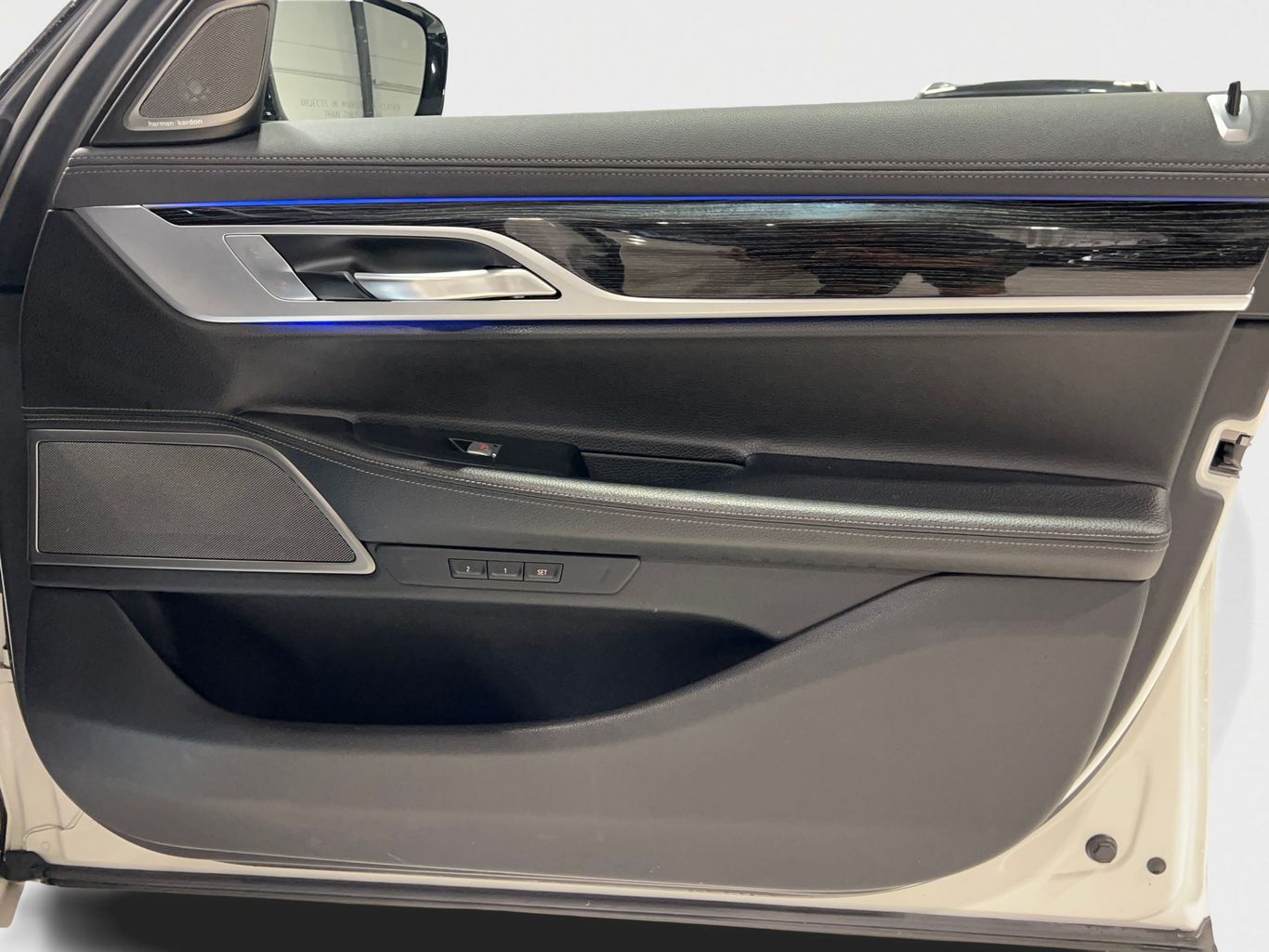 2019 BMW 7 SERIES SEDAN 6-CYL, TURBO, 3.0 LITER 740I SEDAN 4D