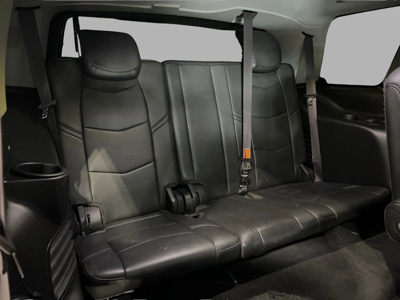 2017 CADILLAC ESCALADE SUV V8, 6.2 LITER LUXURY SPORT UTILITY 4D