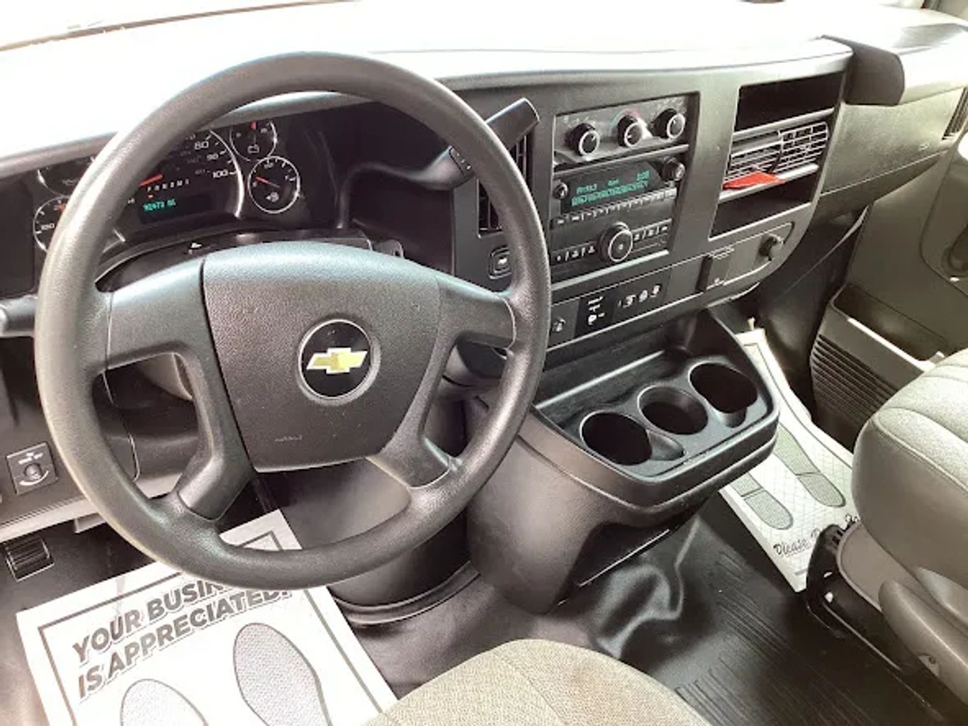 2018 Chevrolet Express 2500 Cargo - Image 12
