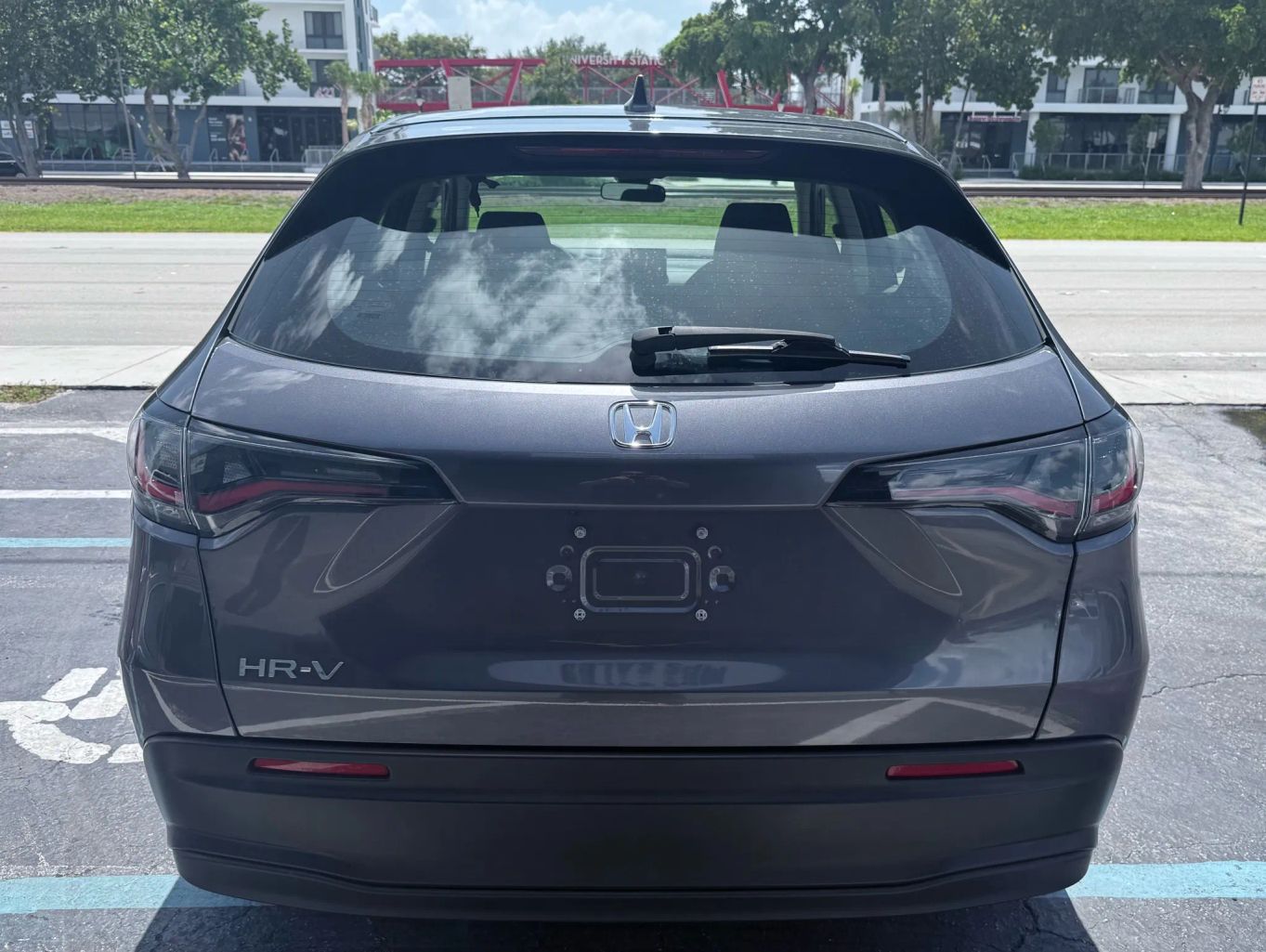 2024 HONDA HR-V SUV 4-CYL, VTEC, 2.0 LITER LX SPORT UTILITY 4D