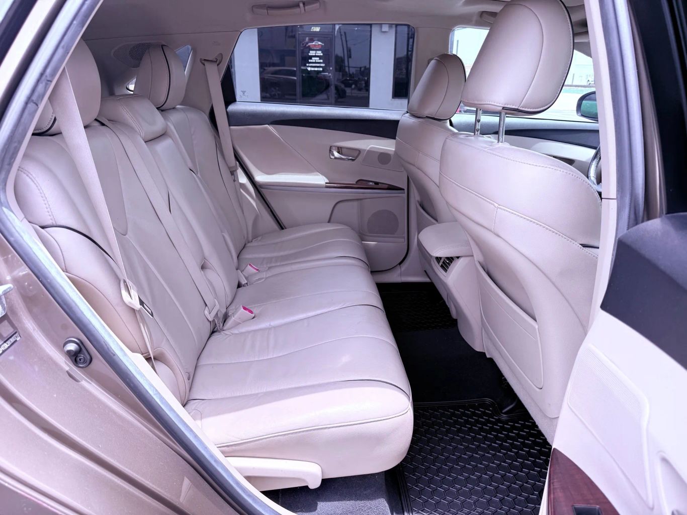2011 TOYOTA VENZA WAGON V6, 3.5 LITER WAGON 4D