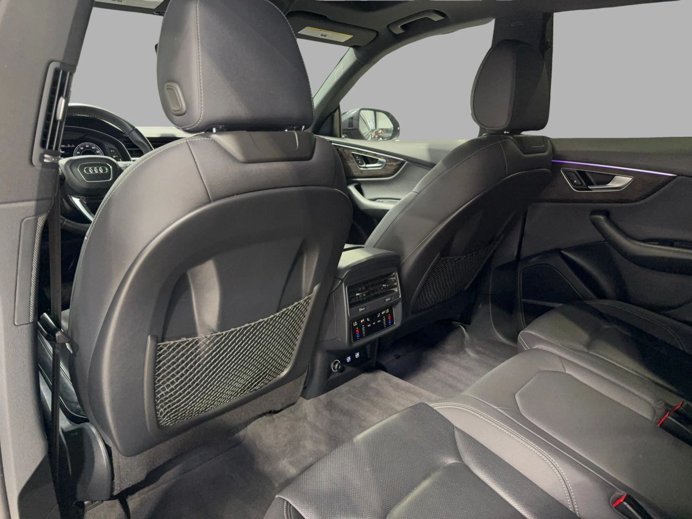 2020 AUDI Q8 SUV V6, TURBO, 3.0 LITER 55 TFSI PREMIUM PLUS SPORT UTILITY 4D