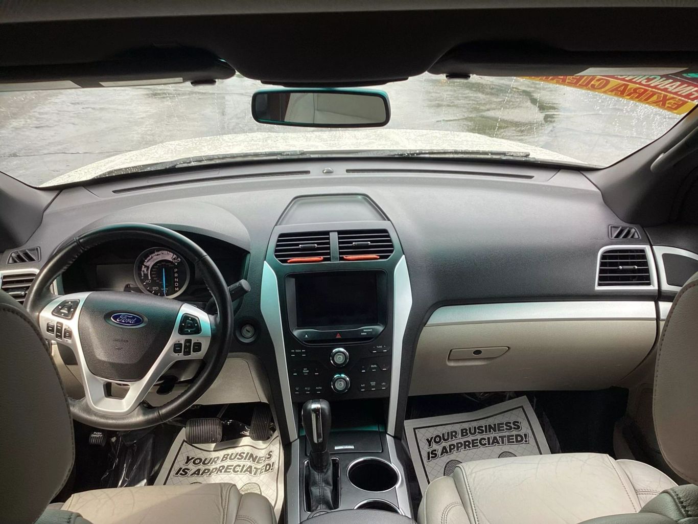 2011 Ford Explorer - Image 14