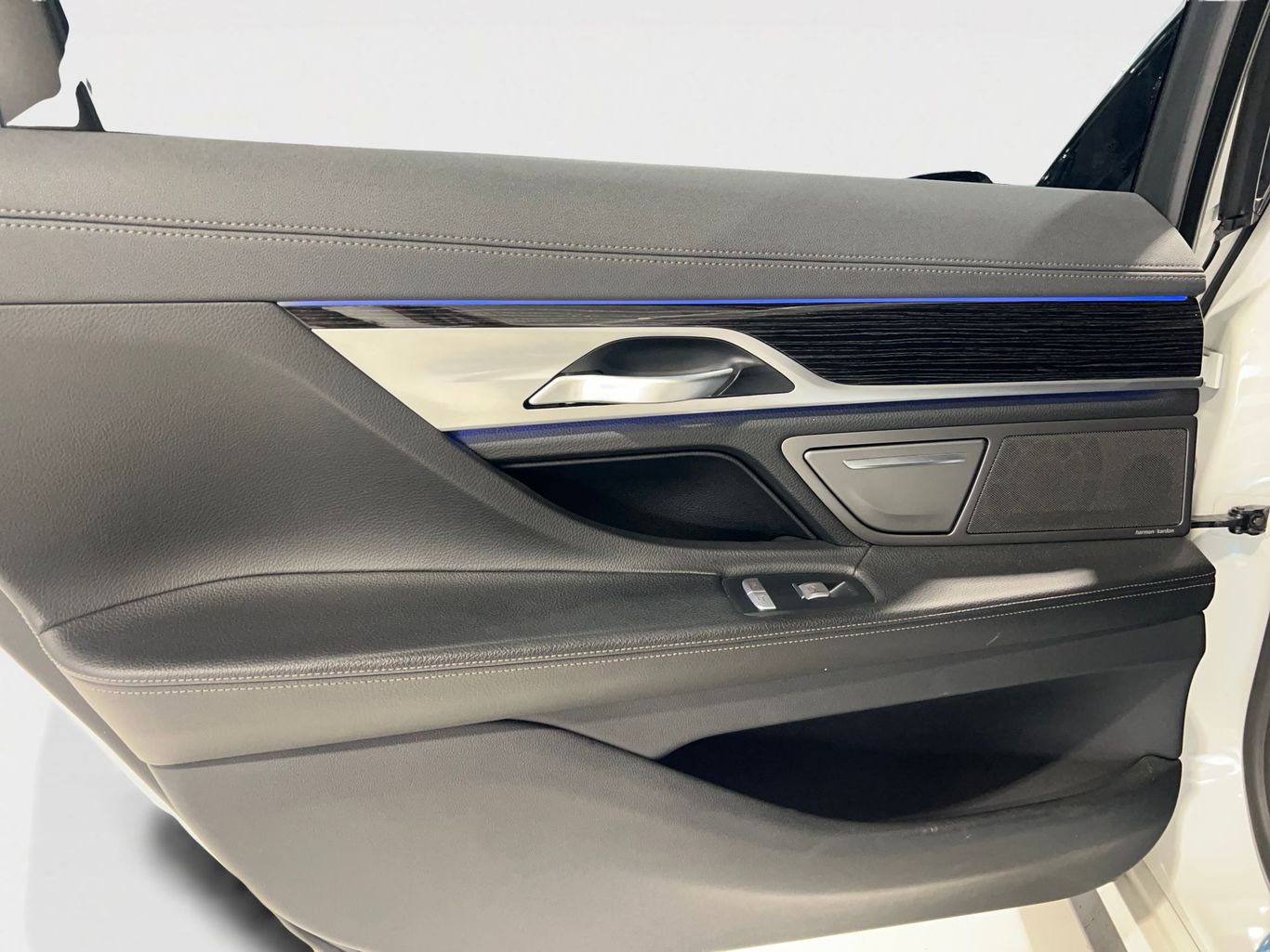 2019 BMW 7 SERIES SEDAN 6-CYL, TURBO, 3.0 LITER 740I SEDAN 4D