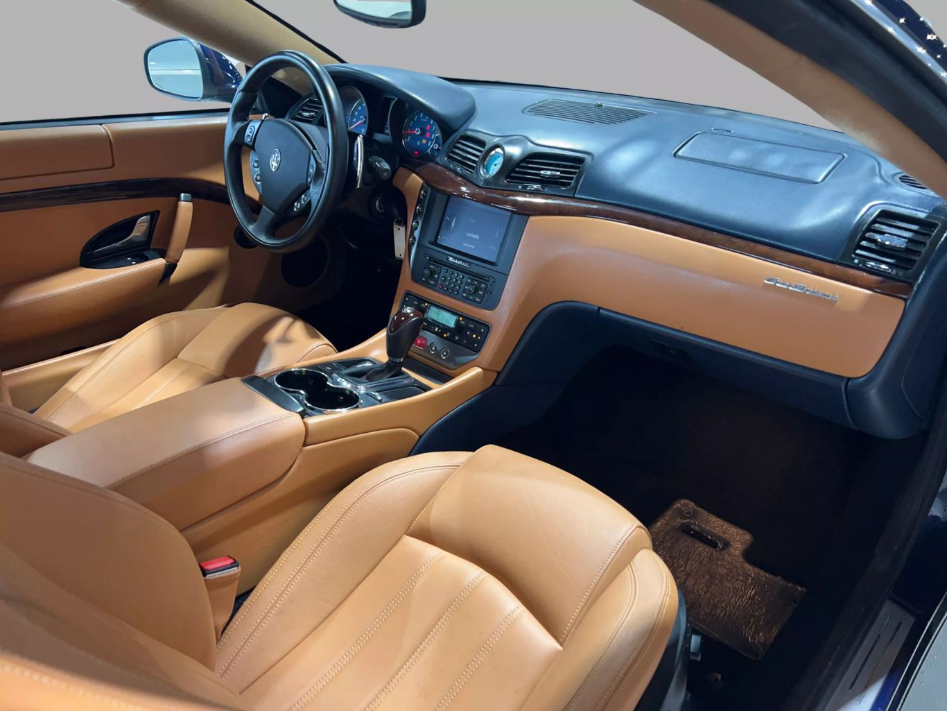 2008 MASERATI GRANTURISMO COUPE V8, 4.2 LITER COUPE 2D