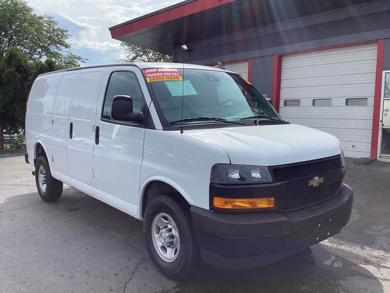 2019 Chevrolet Express 2500 Cargo - Image 2