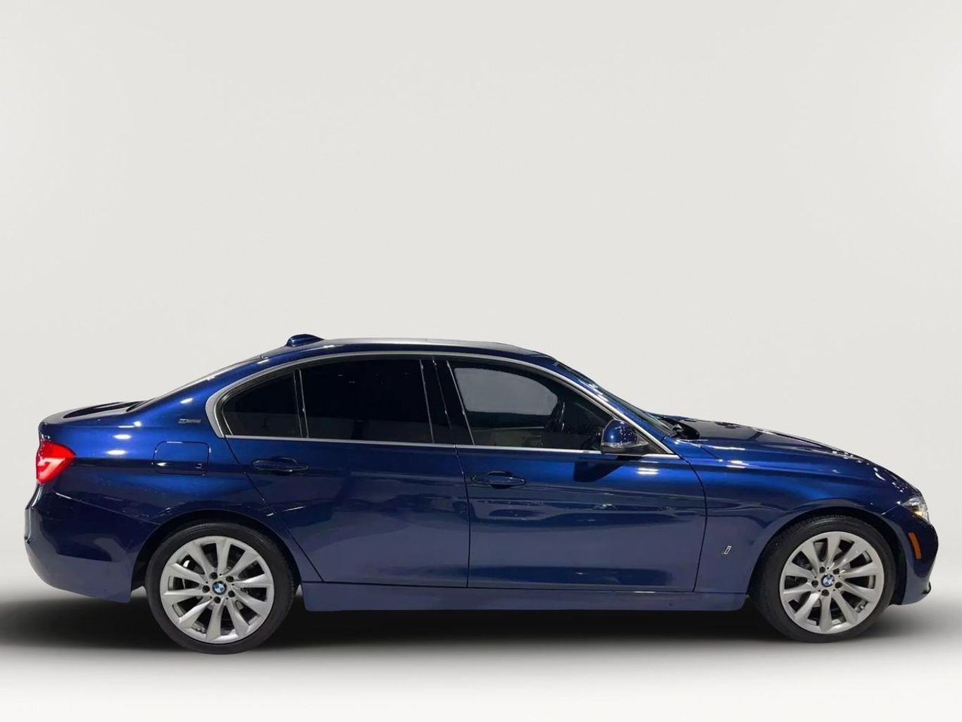 2017 BMW 3 SERIES SEDAN 4-CYL, HYBRID, 2.0T 330E IPERFORMANCE SEDAN 4D