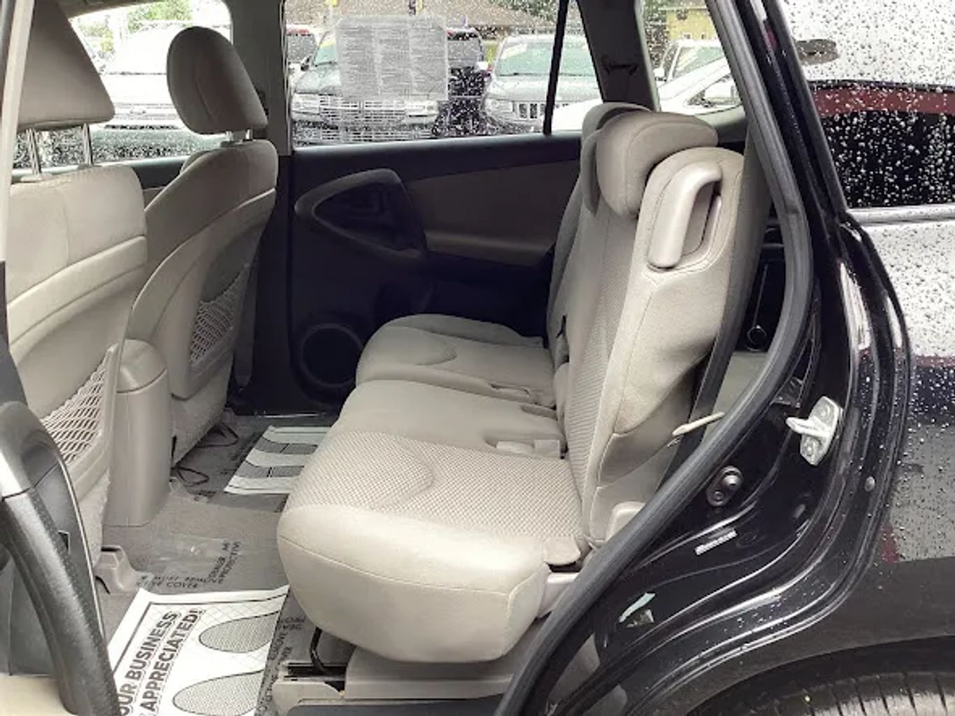 2011 Toyota Rav4 - Image 12