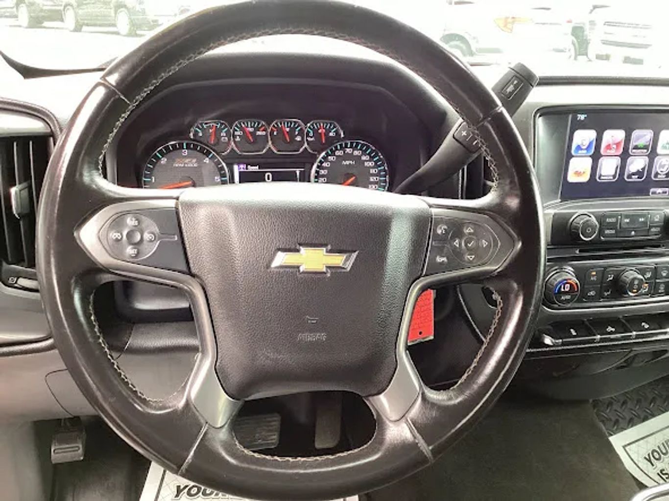 2016 Chevrolet Silverado 1500 Crew Cab - Image 17