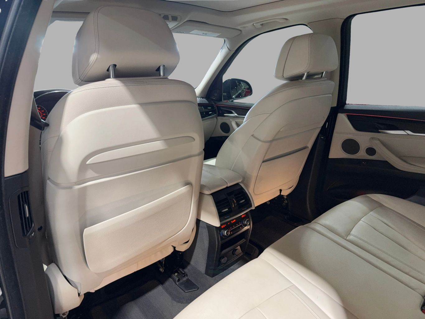 2016 BMW X5 SUV V8, TT, 4.4L XDRIVE50I SPORT UTILITY 4D