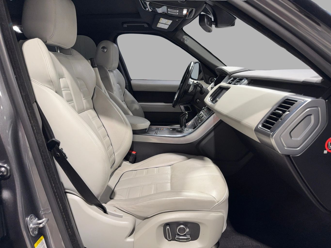 2016 LAND ROVER RANGE ROVER SPORT SUV V8, SUPERCHARGED, 5.0 LITER AUTOBIOGRAPHY SPORT UTILITY 4D