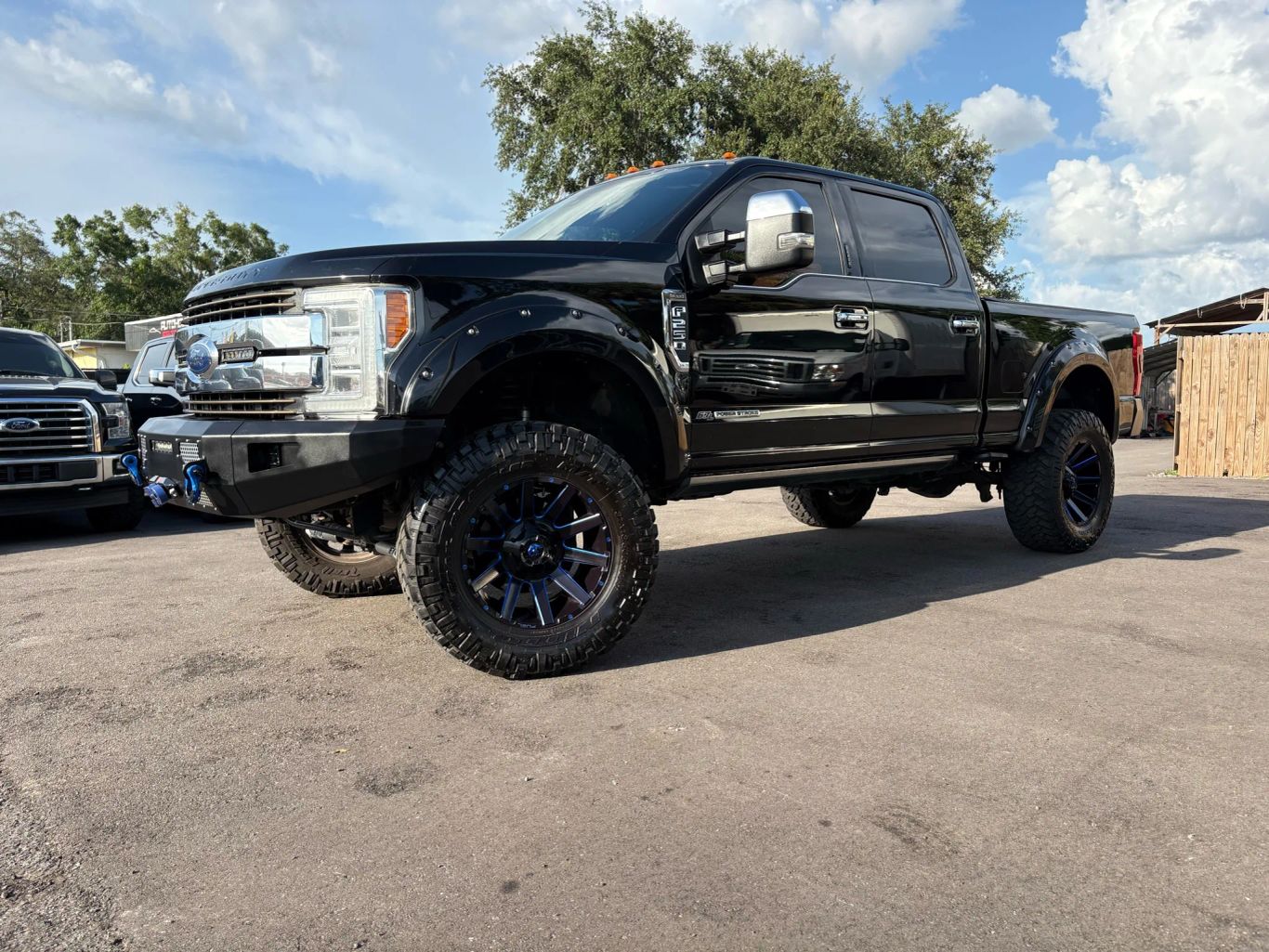 2019 FORD F250 SUPER DUTY CREW CAB PICKUP V8, TURBO DIESEL, 6.7 LITER KING RANCH PICKUP 4D 6 3/4 FT - Tampa Motor Cars