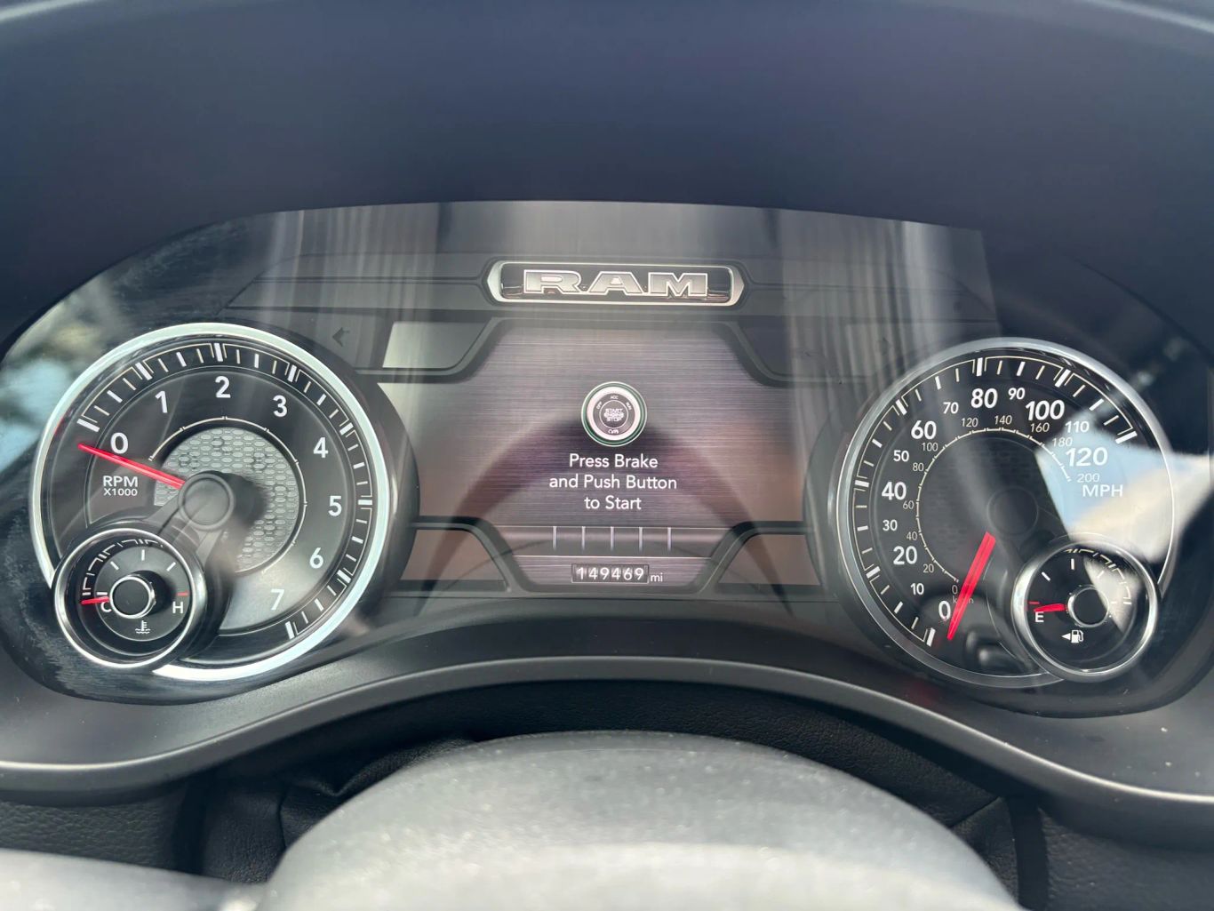 2020 RAM 1500 CREW CAB PICKUP V8, HEMI, ETORQUE, 5.7 LITER LARAMIE PICKUP 4D 5 1/2 FT - Tampa Motor Cars