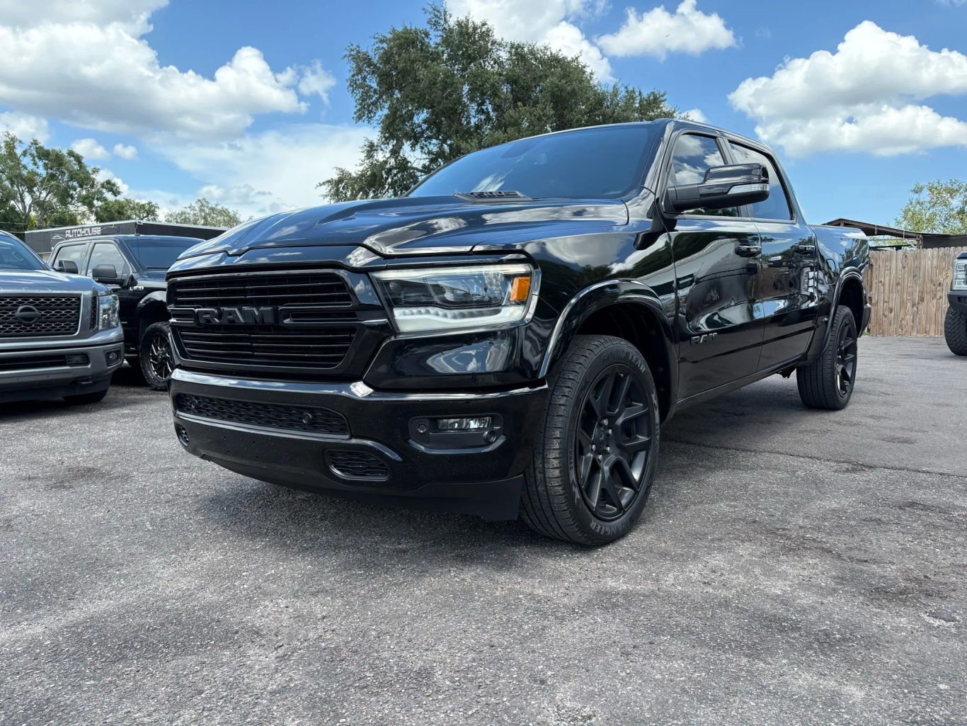 2020 RAM 1500 CREW CAB PICKUP V8, HEMI, ETORQUE, 5.7 LITER LARAMIE PICKUP 4D 5 1/2 FT - Tampa Motor Cars