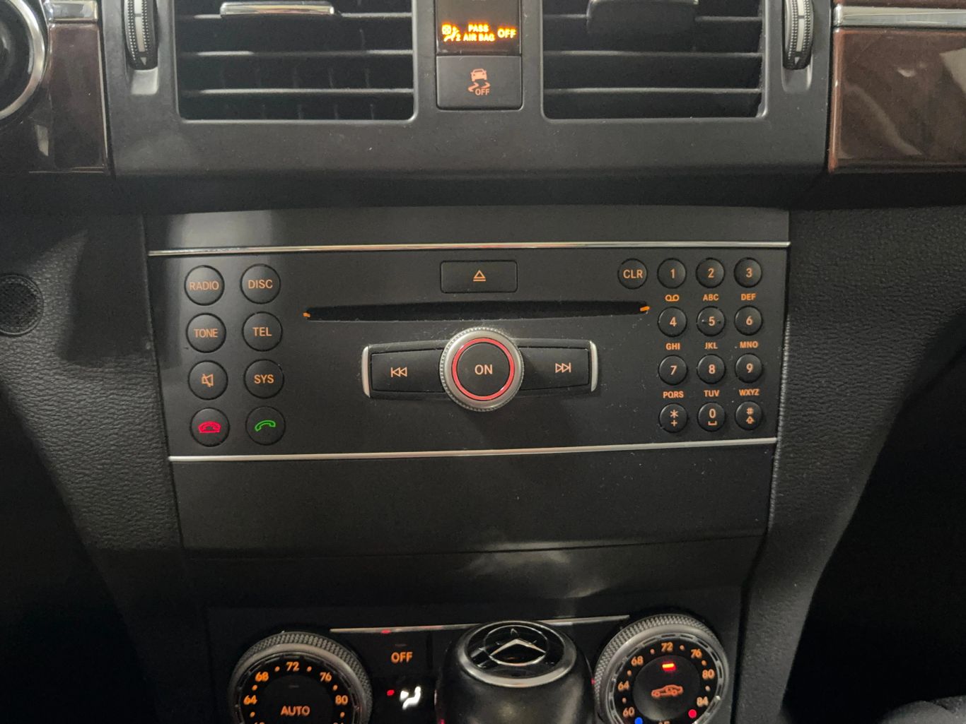 2011 MERCEDES-BENZ GLK-CLASS SUV V6, 3.5 LITER GLK 350 SPORT UTILITY 4D