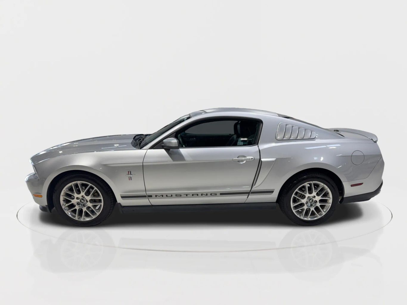 2012 FORD MUSTANG COUPE V6, 3.7 LITER PREMIUM COUPE 2D