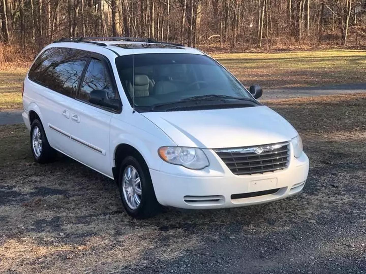 Chrysler town country 2005