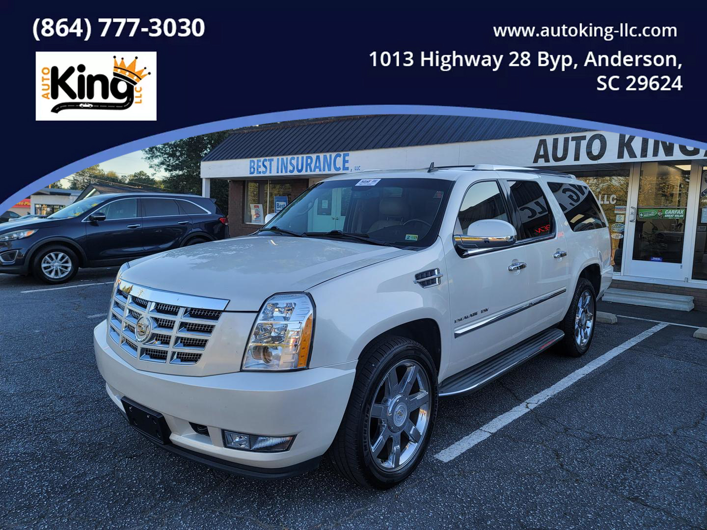 2011 Cadillac Escalade ESV Luxury photo 1