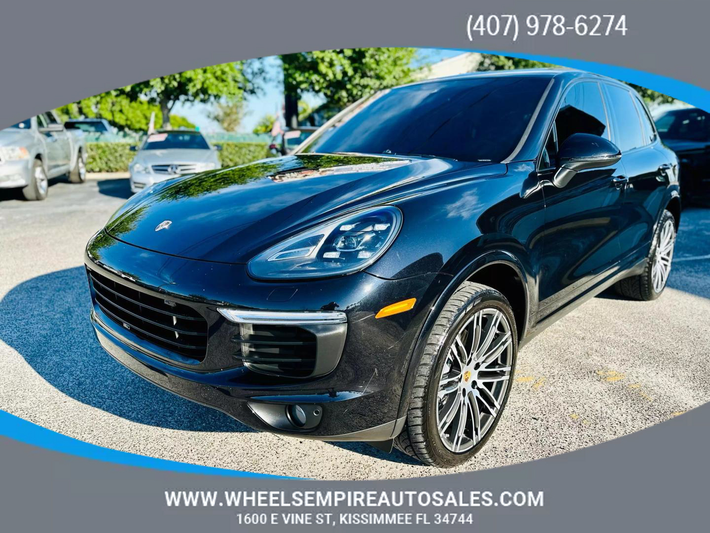 Porsche Cayenne's photo